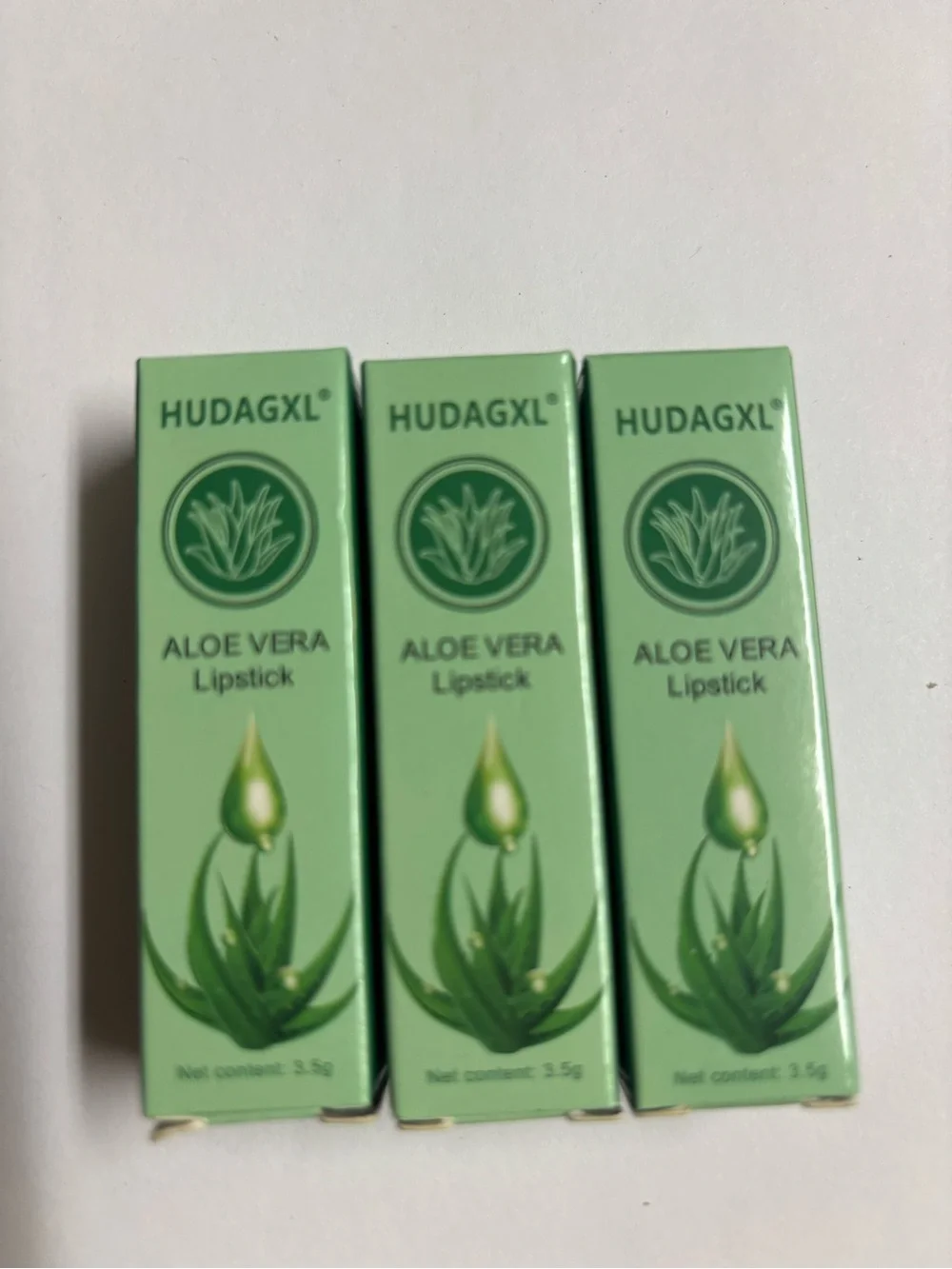 Aloe Vera Lipstick - Green